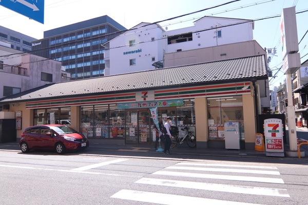 アパガーデンコート京都駅前のコンビニ画像