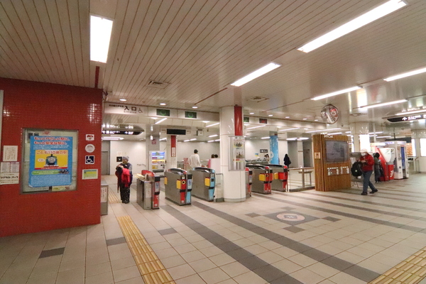 アールヴェール河原町二条の駅画像