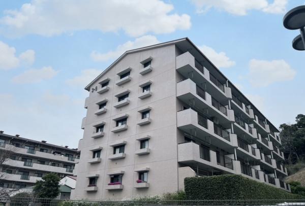 磯子杉田台団地3街区5号棟 2,580万