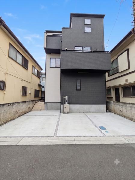 坂戸市千代田１丁目戸建 2,780万
